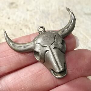 Vintage EGE 1993 Pewter Longhorn Bull Skull Necklace Pendant Southwestern Rodeo